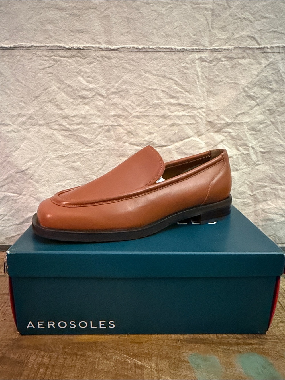AEROSOLES Women's Brown Leather Slip-On Loafer